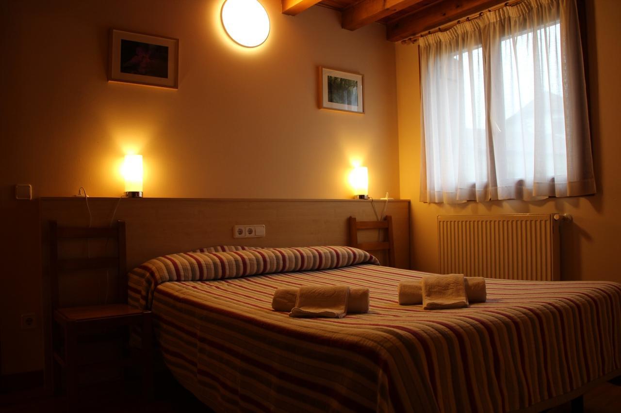 Hostal Ezkaurre Isaba Kültér fotó