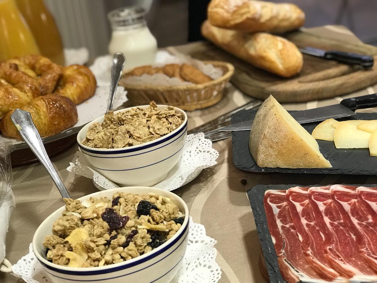 Hostal Ezkaurre Isaba Kültér fotó