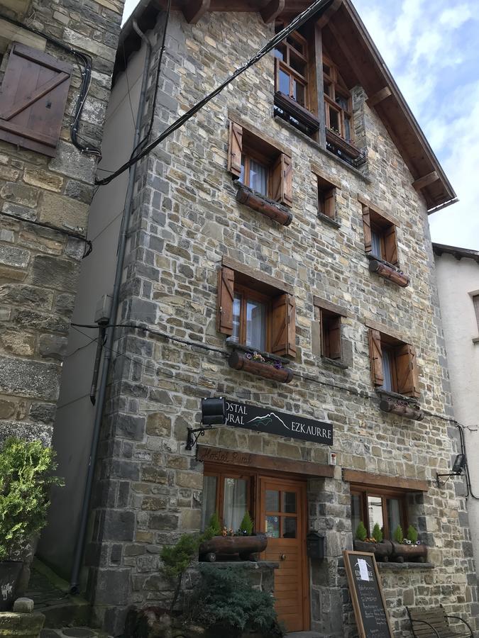 Hostal Ezkaurre Isaba Kültér fotó