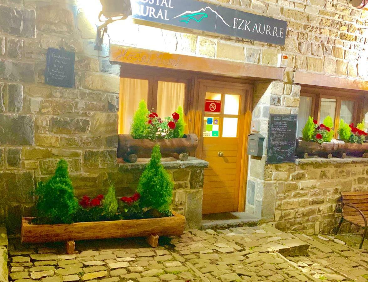 Hostal Ezkaurre Isaba Kültér fotó